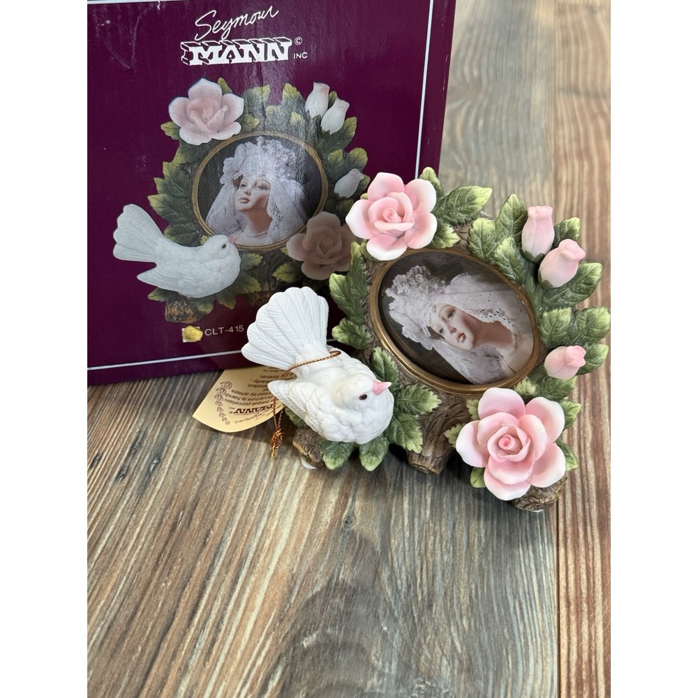 Seymour Mann Bernini Love Dove & Flowers Bisque Picture Frame w/ Box CLT-415